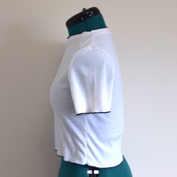 2/$20 Lettuce Edge Black and White Ribbed Crop Top - Picture 5 of 6